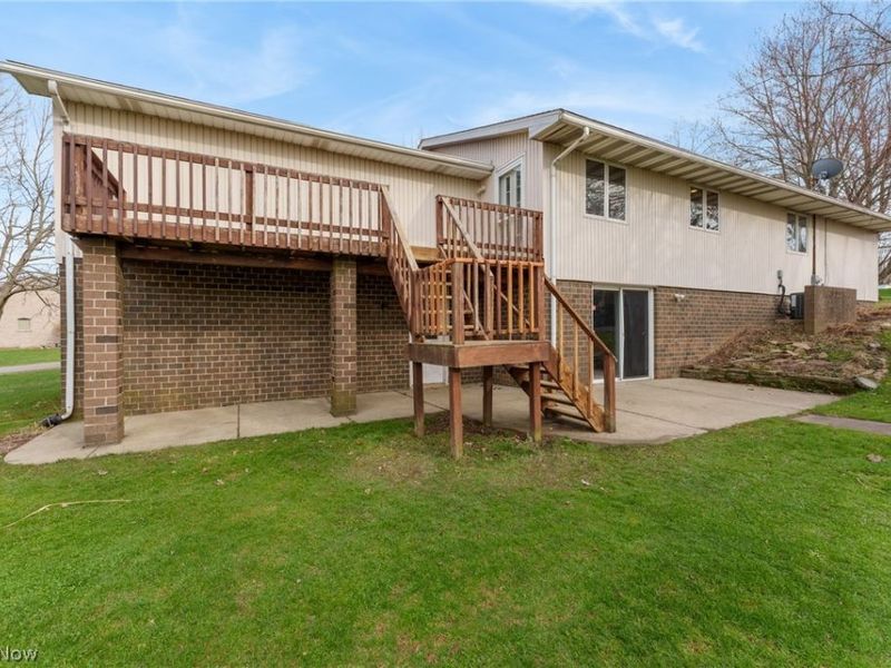 901 N Marion Avenue, Louisville, OH 44641 Photo 11