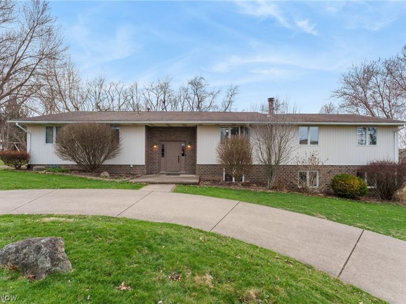 901 N Marion Avenue, Louisville, OH 44641 Photo 2