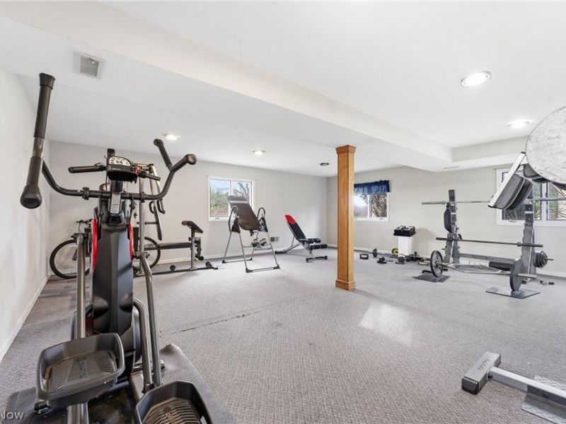 901 N Marion Avenue, Louisville, OH 44641 Photo 39