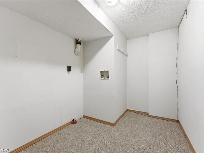 901 N Marion Avenue, Louisville, OH 44641 Photo 46