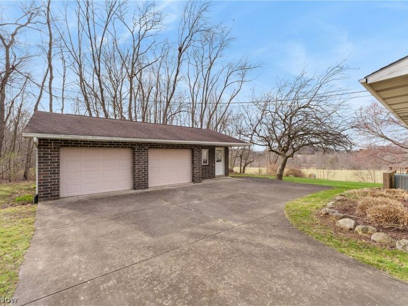 901 N Marion Avenue, Louisville, OH 44641 Photo 6