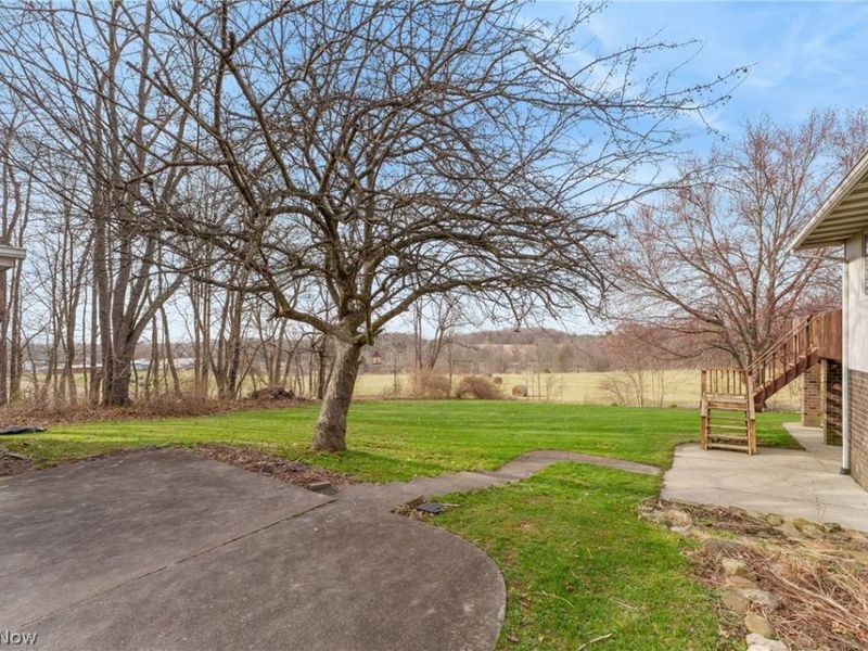 901 N Marion Avenue, Louisville, OH 44641 Photo 8