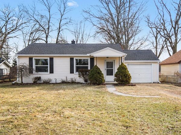 7134 Maplewood Drive, Temperance, MI 48182