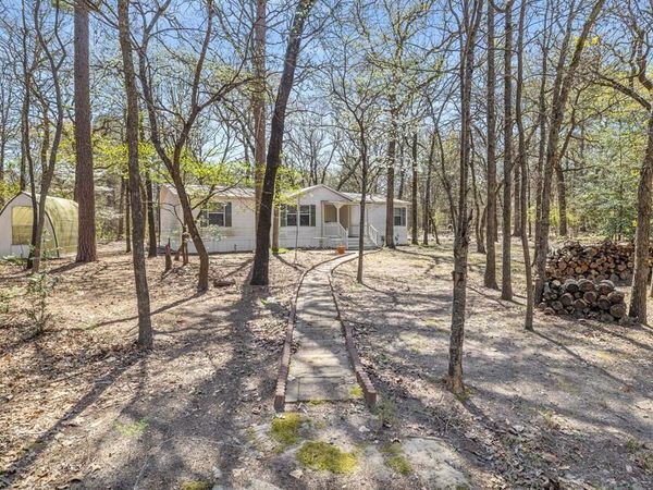 3872 E Highway 154 , Quitman, TX 75783