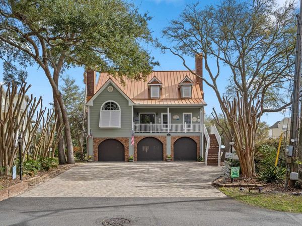 319 N Oak Dr., Surfside Beach, SC 29575