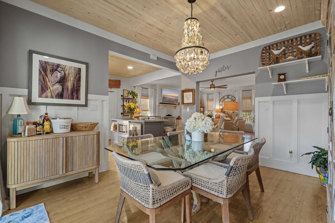 319 N Oak Dr. Photo 22