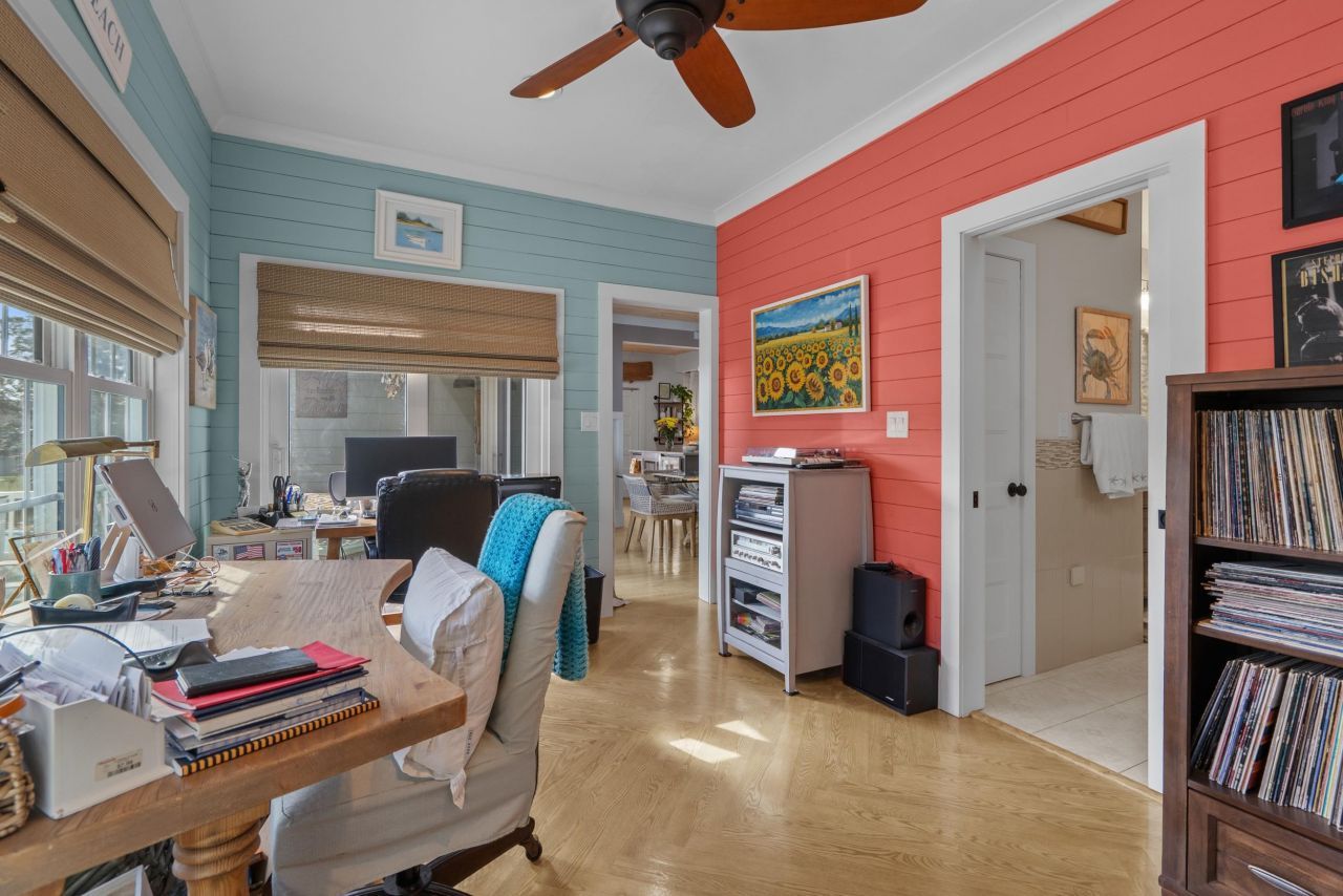 319 N Oak Dr. Photo 30