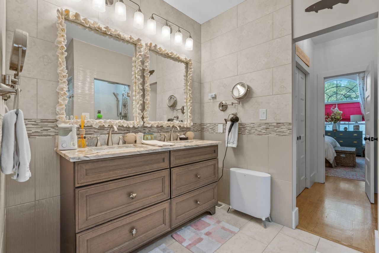 319 N Oak Dr. Photo 35