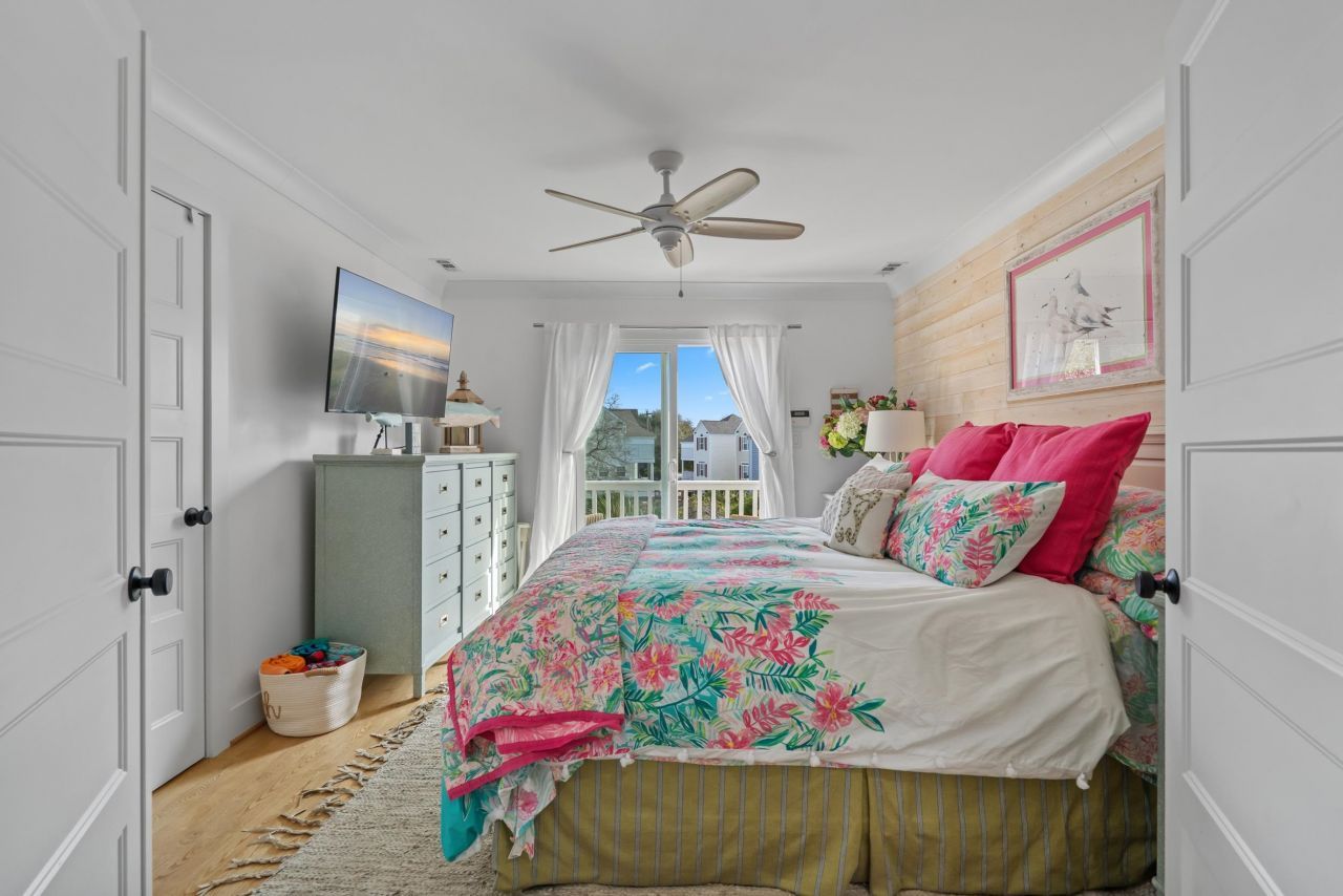 319 N Oak Dr. Photo 39