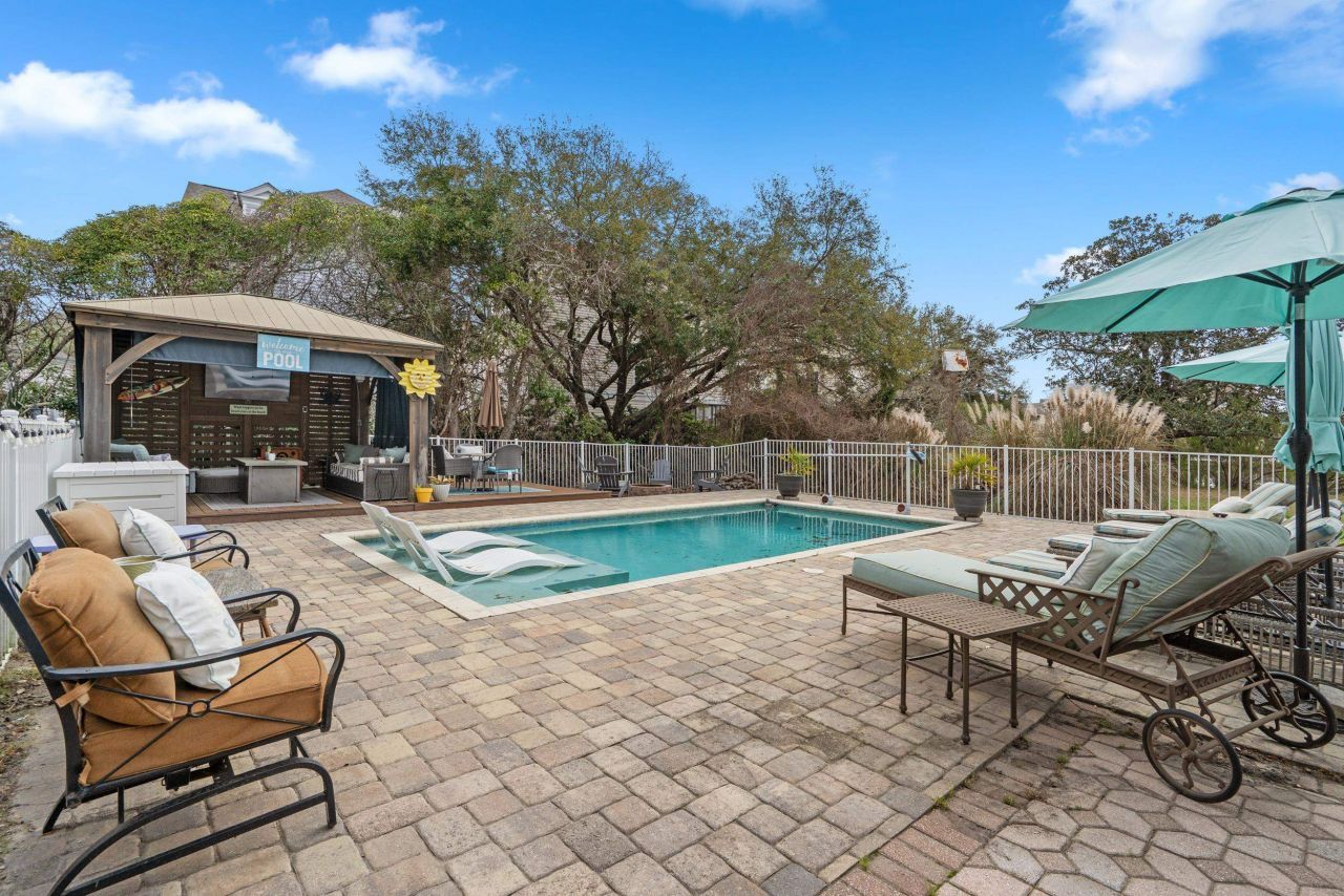 319 N Oak Dr. Photo 49