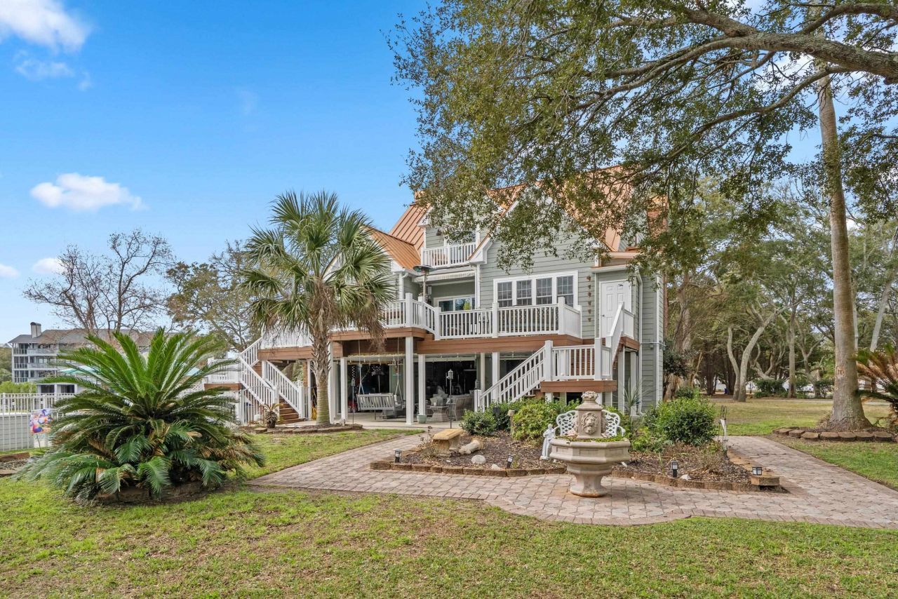 319 N Oak Dr. Photo 5