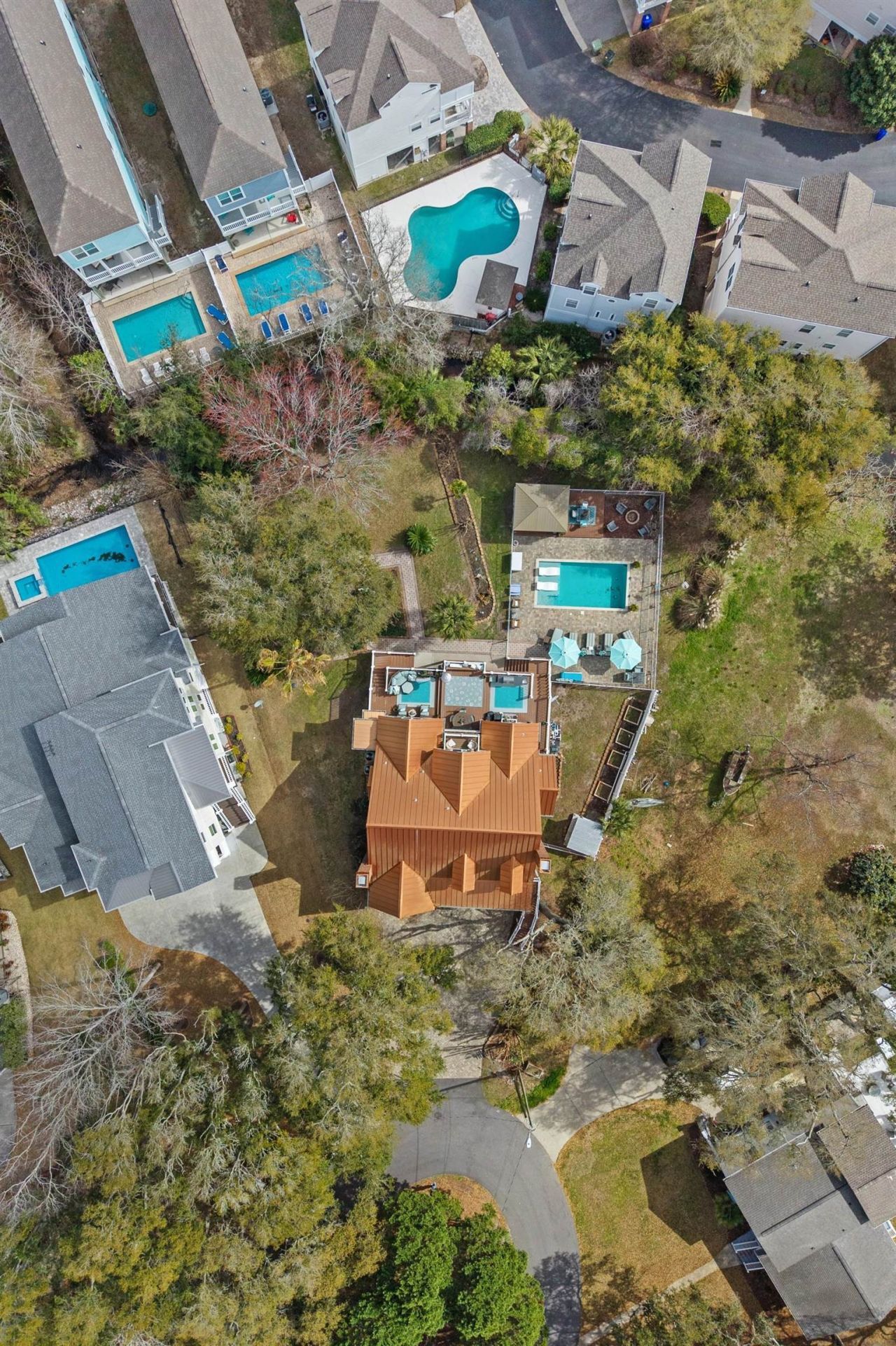 319 N Oak Dr. Photo 57