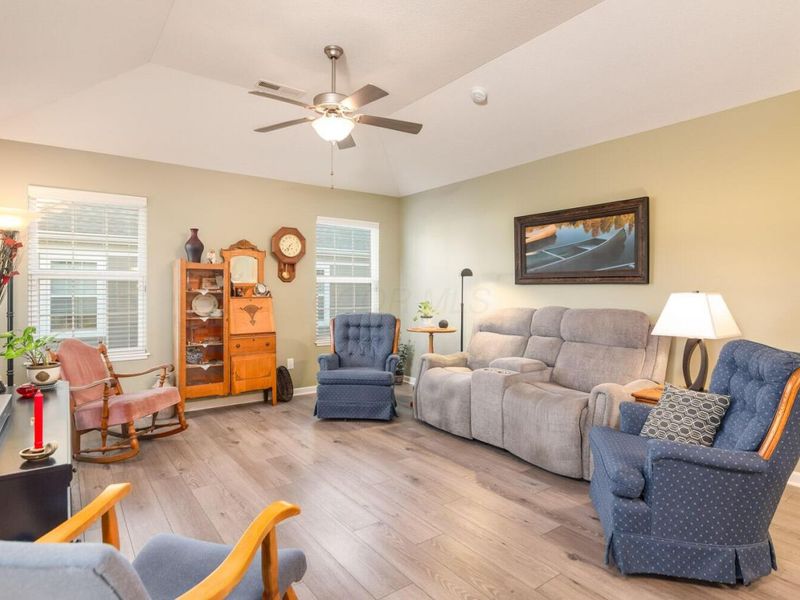 175 Briar Wood Drive, Mount Vernon, OH 43050 Photo 10