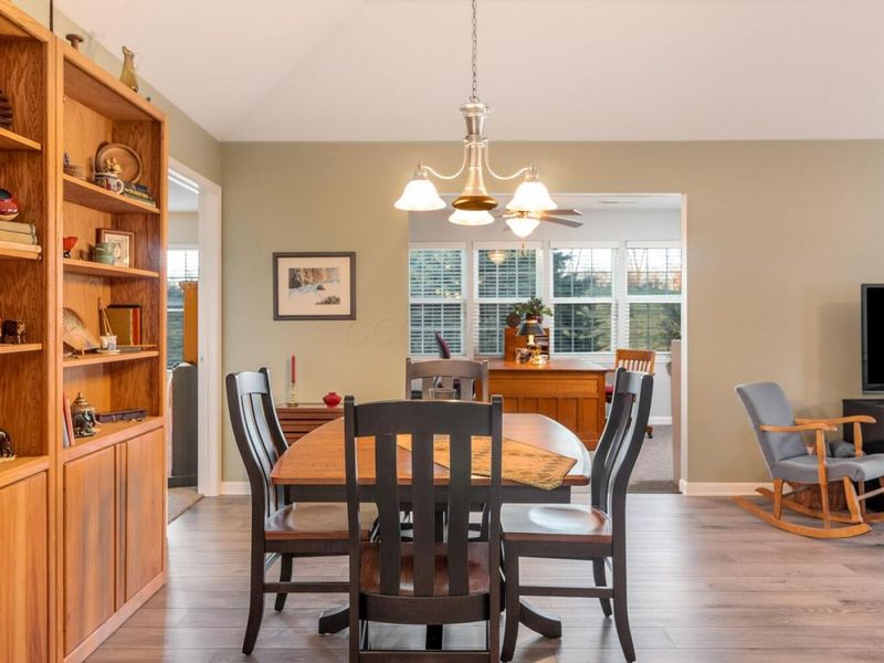 175 Briar Wood Drive, Mount Vernon, OH 43050 Photo 6