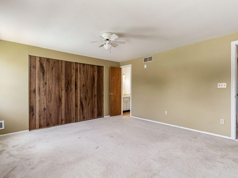 575 Dlyn Street, Columbus, OH 43228 Photo 10