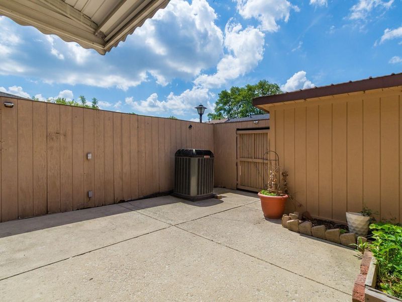 575 Dlyn Street, Columbus, OH 43228 Photo 21