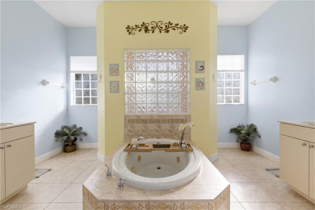 133 NW 33rd Ave, Cape Coral, FL 33993 Photo