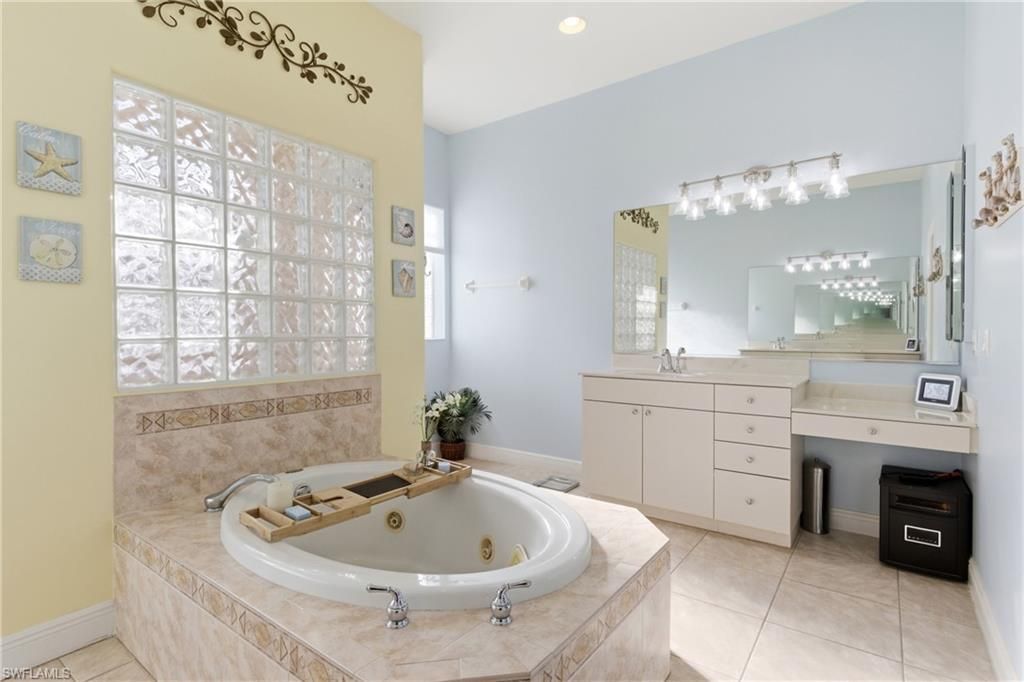 133 NW 33rd Ave, Cape Coral, FL 33993 Photo