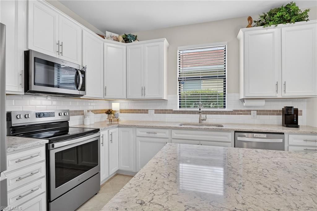 16133 Palmetto Prairie Dr, Alva, FL 33920 Photo