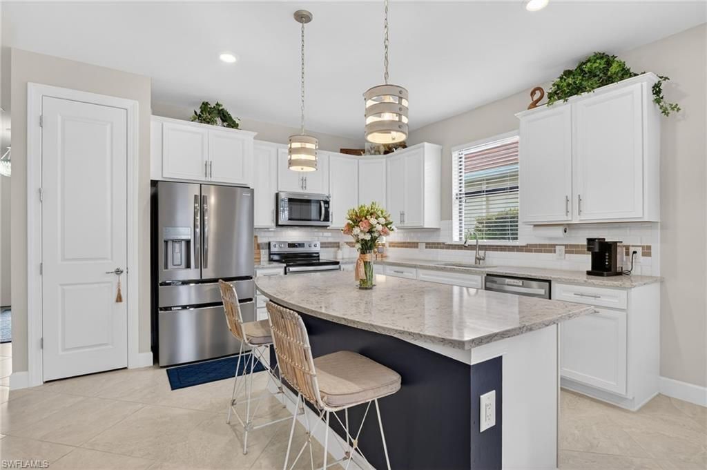 16133 Palmetto Prairie Dr, Alva, FL 33920 Photo