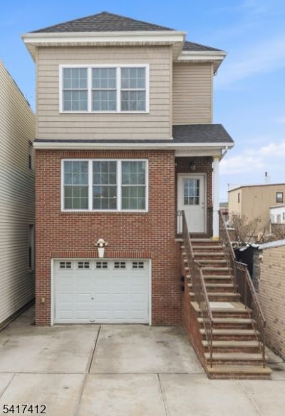 10 Mechanic St, Bayonne, NJ 07002 Main Photo