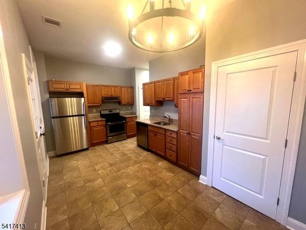 77 Washington St, Unit 1, Bloomfield, NJ 07003