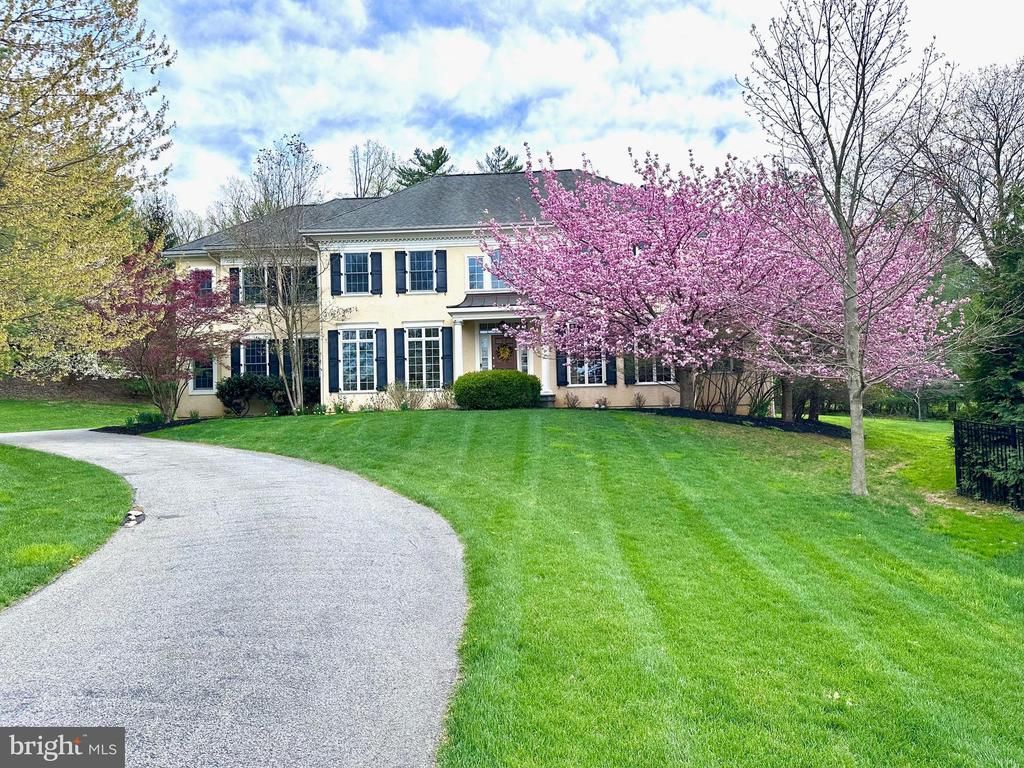 371 Trillium Lane, Wayne, PA 19087 Main Photo