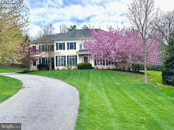 371 TRILLIUM LANE, WAYNE, PA 19087