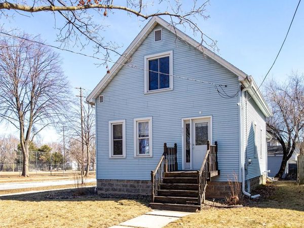 901 S GREENWOOD AVENUE, Green Bay, WI 54304