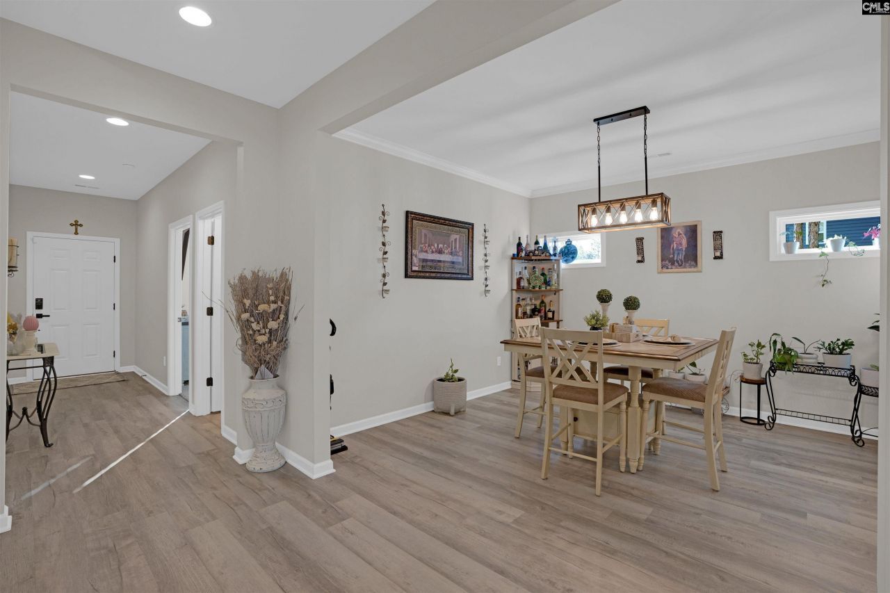 652 Rose Quartz Lane Photo 9