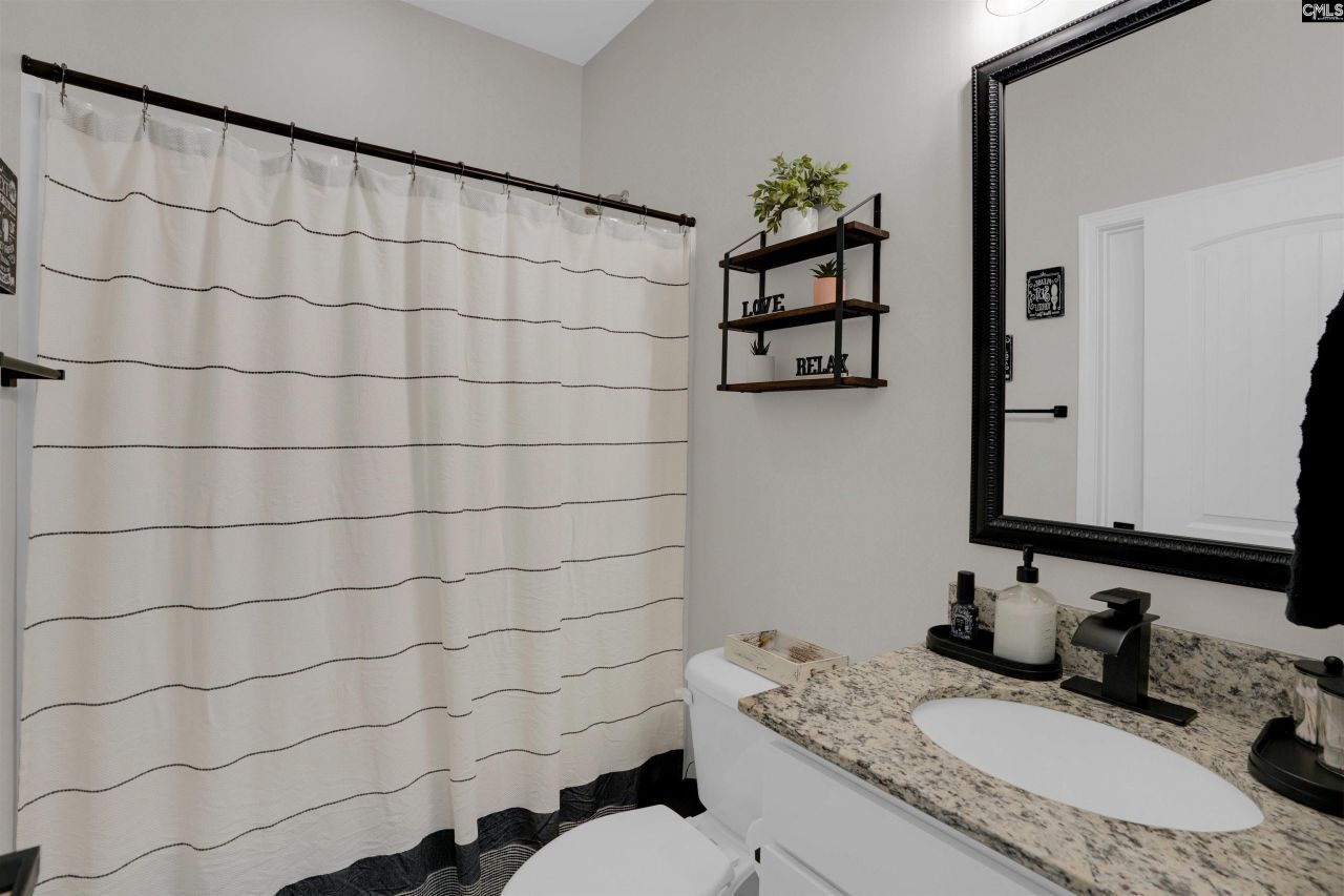 652 Rose Quartz Lane Photo 7