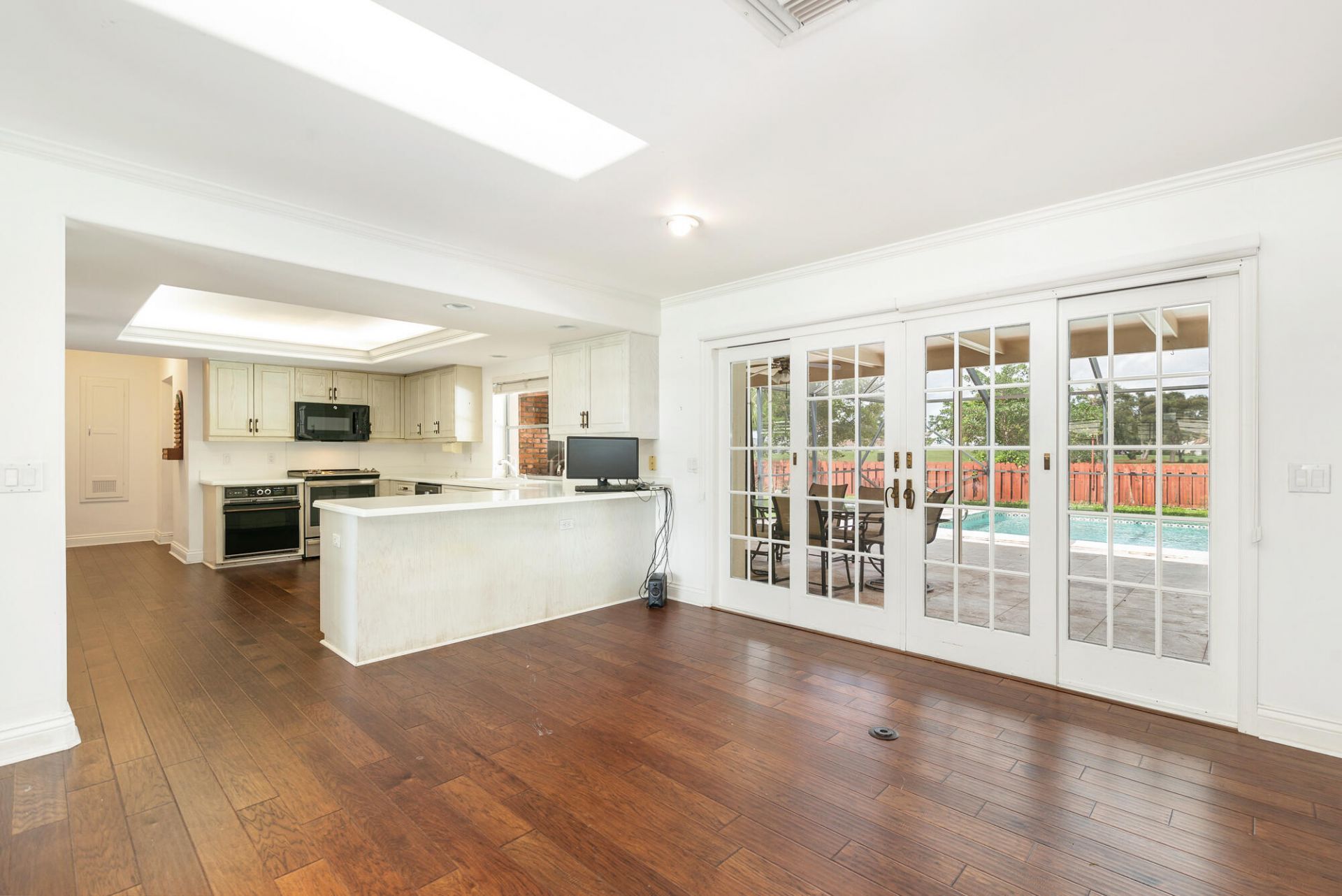 320 N Country Club Drive, Atlantis, FL 33462 Photo