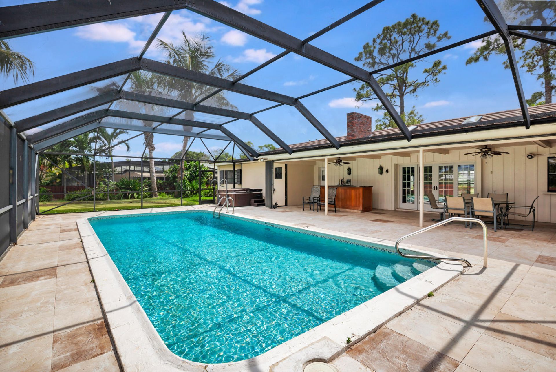 320 N Country Club Drive, Atlantis, FL 33462 Photo