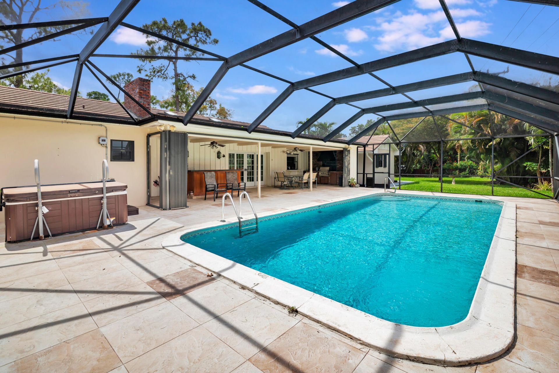 320 N Country Club Drive, Atlantis, FL 33462 Photo