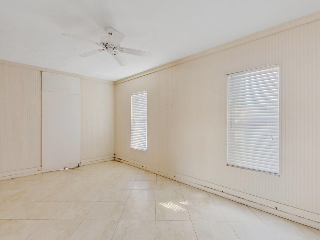 502 NW Goldcoast Avenue, Port Saint Lucie, FL 34983 Photo