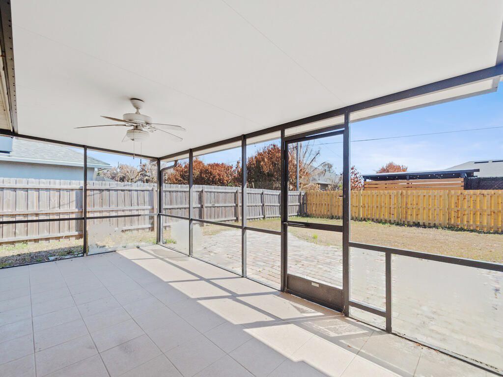 502 NW Goldcoast Avenue, Port Saint Lucie, FL 34983 Photo