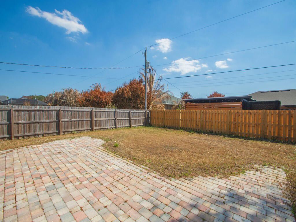 502 NW Goldcoast Avenue, Port Saint Lucie, FL 34983 Photo