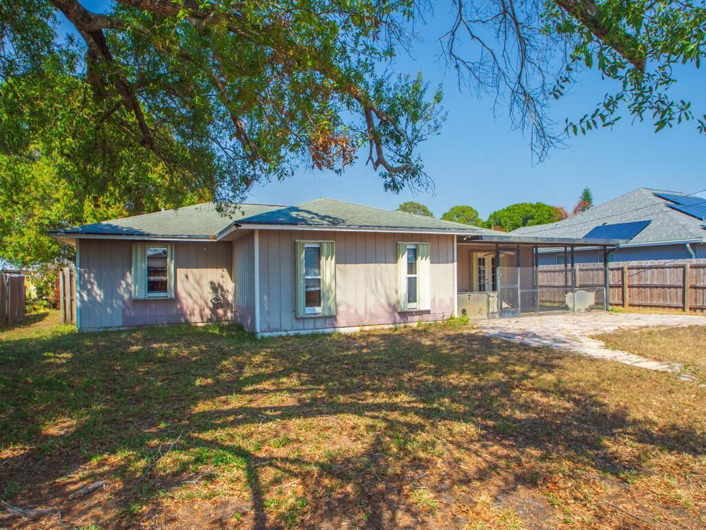 502 NW Goldcoast Avenue, Port Saint Lucie, FL 34983 Photo