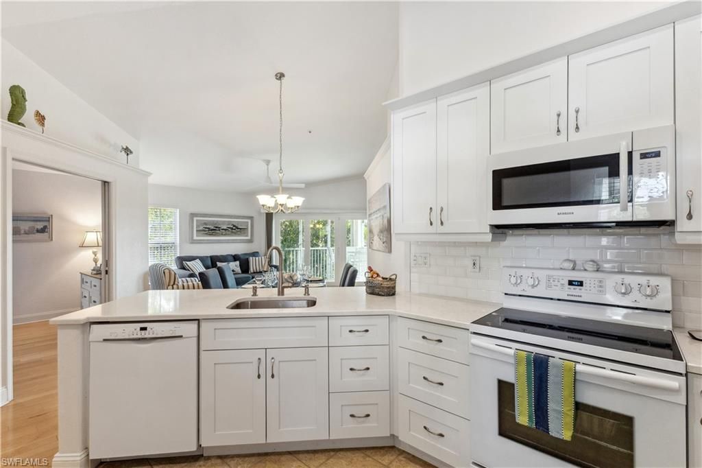 1117 Sweetwater Ln, Unit 2201, Naples, FL 34110 Photo