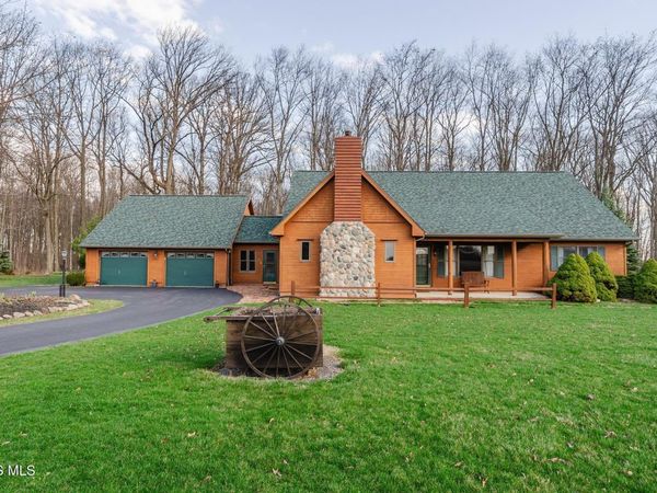 9100 Township Road 25 , Rawson, OH 45881