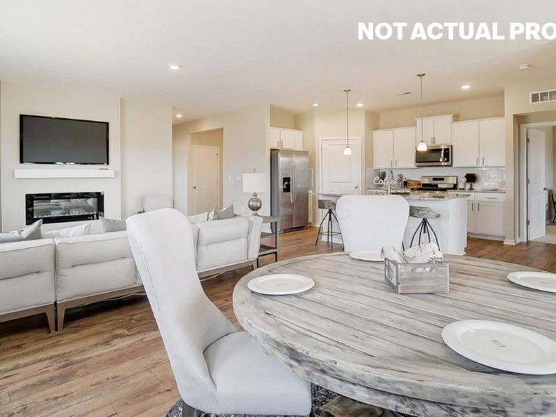 738 Maria Drive , Plain City, OH 43064 Photo 10