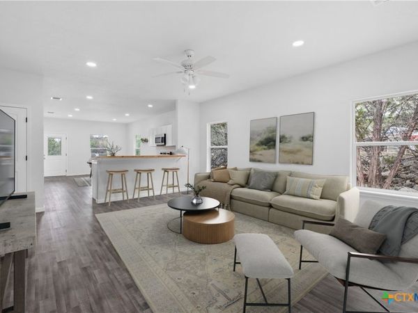 1234 Clearcreek Drive , Canyon Lake, TX 78133