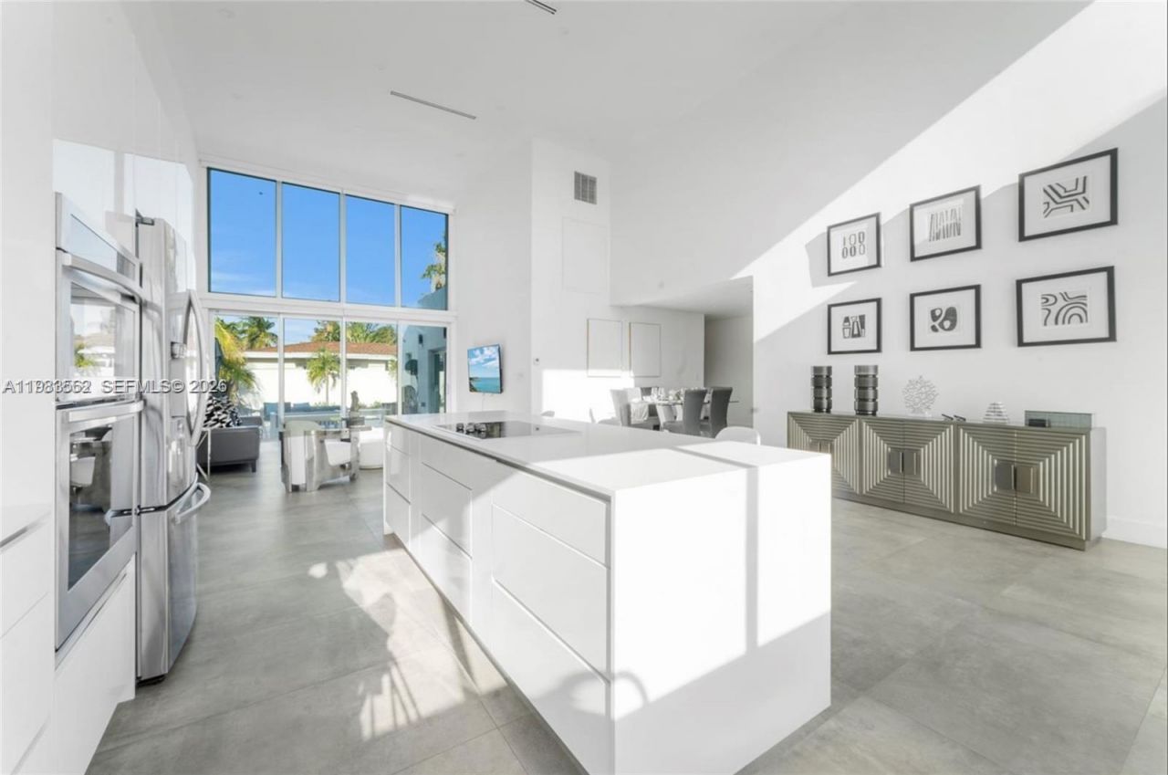 7525 Buccaneer Ave , North Bay Village, FL 33141 Photo