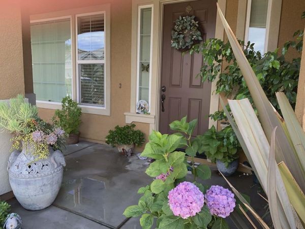 1402 Skibbereen Way, Rocklin, CA 95765