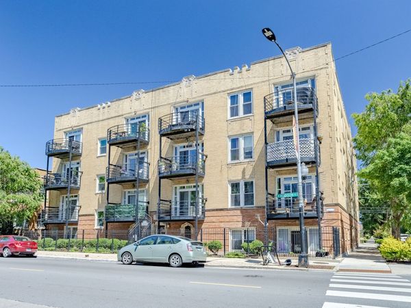 3100 W Addison Street , Unit 1A, Chicago, IL 60618