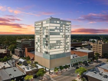 432 S Washington Avenue, Royal Oak, MI 48067