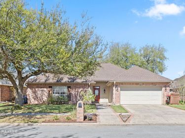 202 Ashland Park Drive , Lafayette, LA 70508