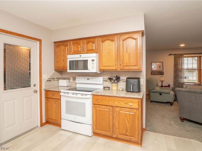 1060 Roosevelt Street NE, Massillon, OH 44646 Photo 14