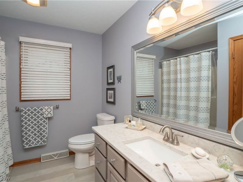 1060 Roosevelt Street NE, Massillon, OH 44646 Photo 23