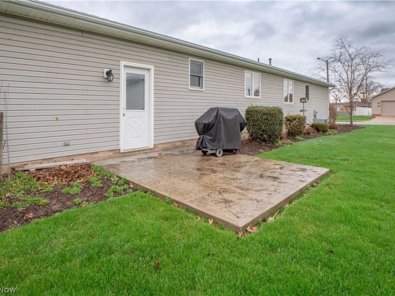 1060 Roosevelt Street NE, Massillon, OH 44646 Photo 27